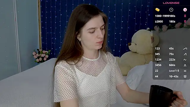 Snapshot of -Mirror-Girl- chatting on February 1, 2025, 1:09 pm -Mirror-Girl- online show from February 1, 2025, 1:09 pm
