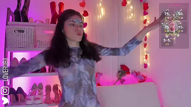 loverubii online show from February 22, 2025, 7:01 am