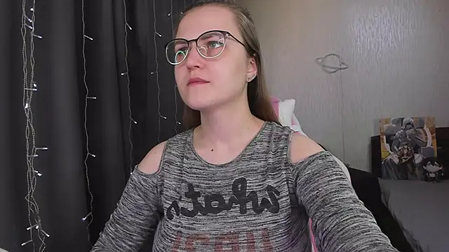 MissBrightShine online show from February 15, 2026, 11:08 am