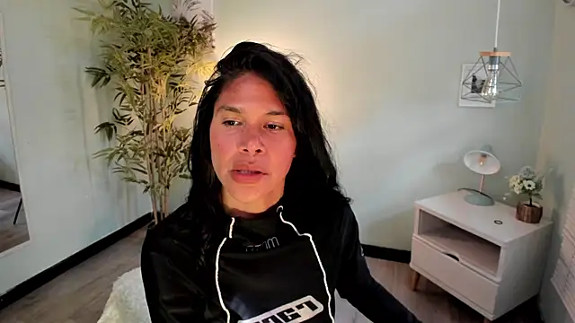  aish a  online show from January 9, 2025, 7:29 pm