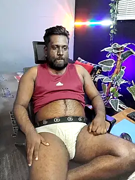 Rayansmith  online show from December 14, 2025, 11:20 pm