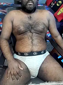 Rayansmith  online show from December 21, 2025, 10:50 pm