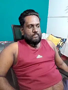 Rayansmith  online show from February 10, 2026, 2:21 pm