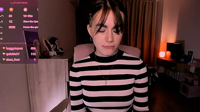  selectrra online show from March 12, 2025, 3:51 pm