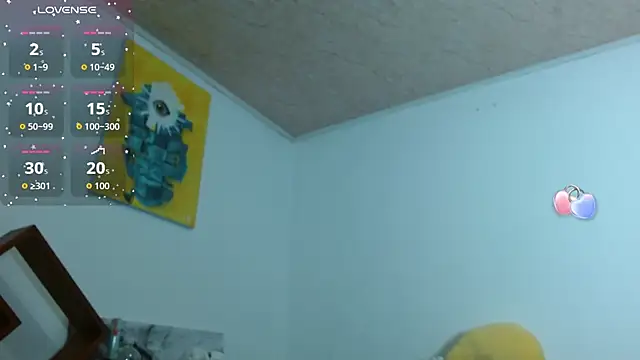 ZoeBakers  online show from October 2, 2025, 3:46 am