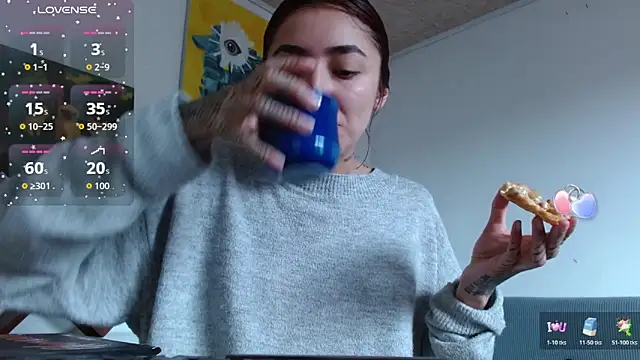 ZoeBakers  online show from January 6, 2026, 4:11 pm