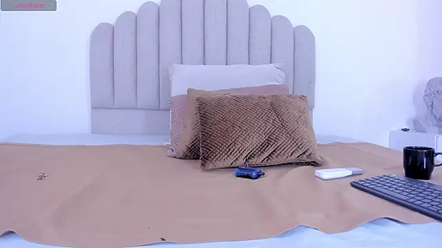 sarita duque online show from September 26, 2025, 12:09 pm