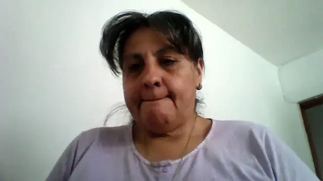 Snapshot of merlyna_goldens chatting on May 24, 2026, 7:08 pm merlyna goldens online show from May 24, 2026, 7:08 pm