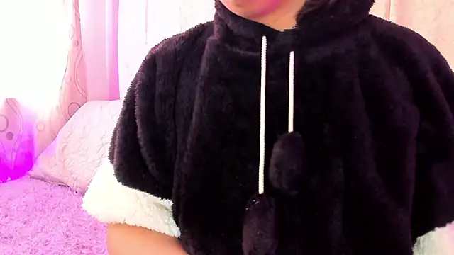 Satuurn  online show from December 16, 2024, 4:27 pm