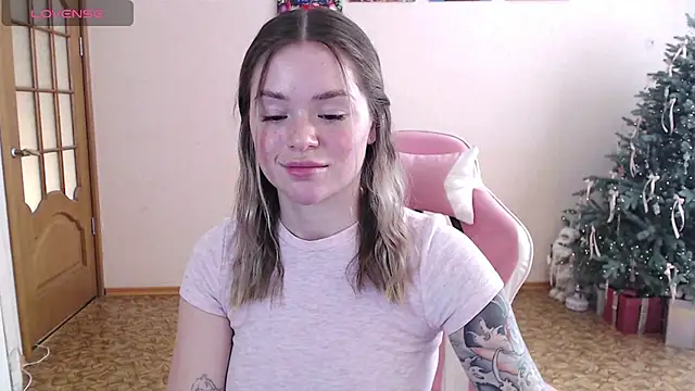 miaacatt online show from January 16, 2026, 8:18 am