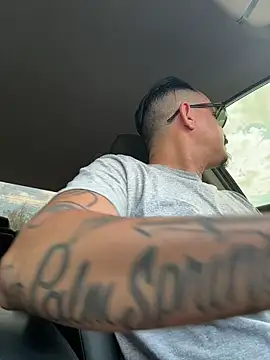 PeterGrandee online show from October 9, 2025, 7:34 pm