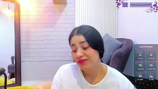 Paula Desousa online show from January 8, 2025, 8:18 pm