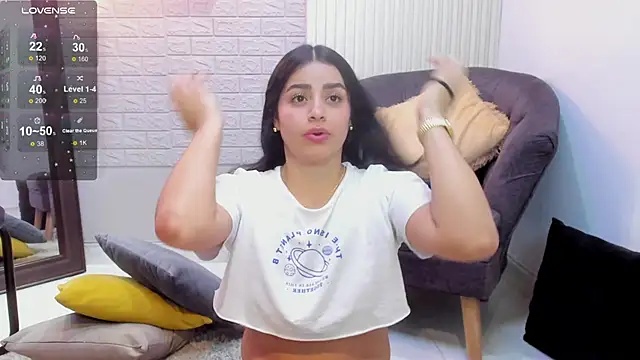 Paula Desousa online show from January 8, 2025, 11:19 pm