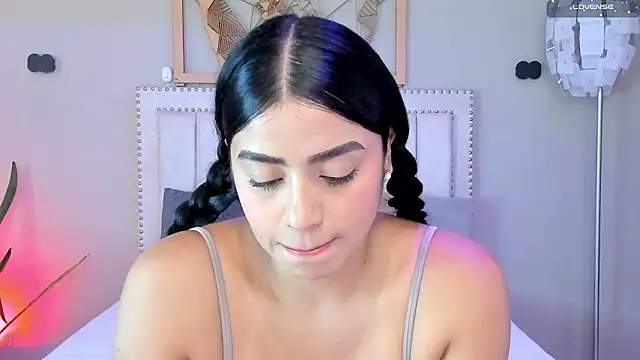 Paula Desousa online show from March 6, 2026, 5:20 pm