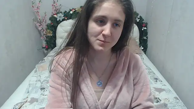 Holliy Cooper online show from January 22, 2025, 6:10 pm