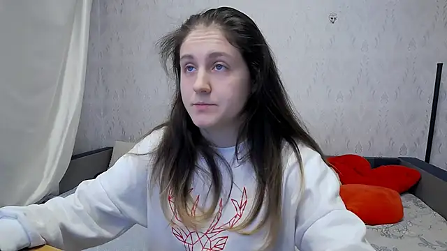 Holliy Cooper online show from January 9, 2026, 10:07 am