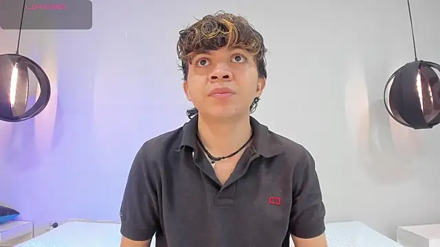 Snapshot of Lucaas_King chatting on January 27, 2025, 11:43 am Lucaas King online show from January 27, 2025, 11:43 am