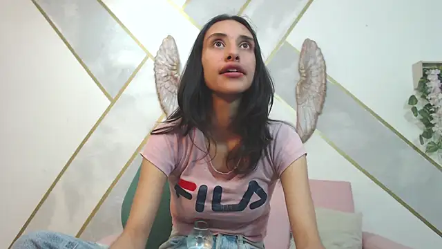 RoxanaCyrano  online show from February 20, 2025, 6:57 pm