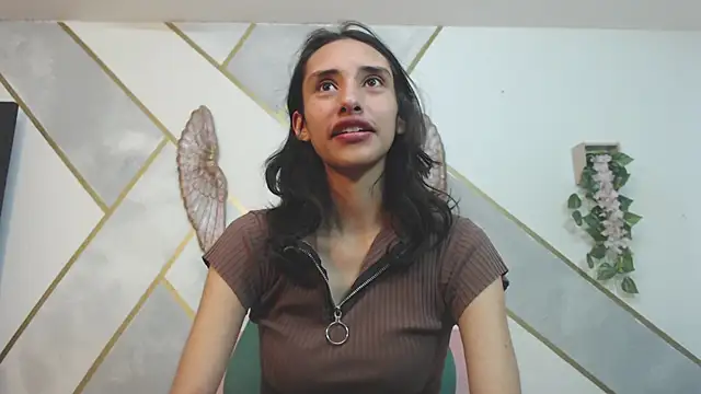 RoxanaCyrano  online show from February 28, 2025, 6:52 pm