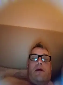 Snapshot of adriaan1975 chatting on November 2, 2025, 3:42 am adriaan1975 online show from November 2, 2025, 3:42 am