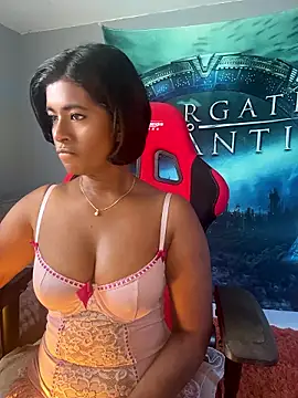 RoseMelanie online show from July 8, 2026, 6:18 am