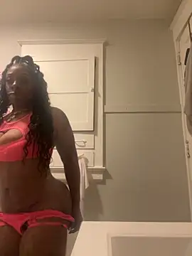 Snapshot of immona chatting on October 28, 2025, 7:12 am immona online show from October 28, 2025, 7:12 am