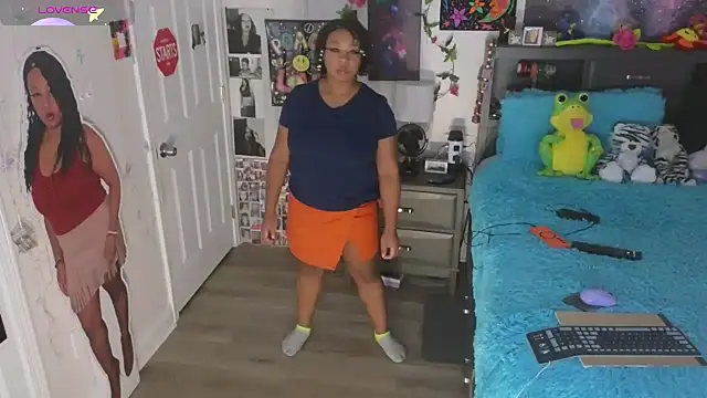 temptressbeauty24 online show from October 11, 2025, 3:17 am