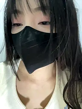 Asia-Lynn online show from November 20, 2025, 10:48 am