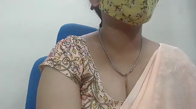 Lovely Siri 23 online show from February 20, 2025, 10:04 pm