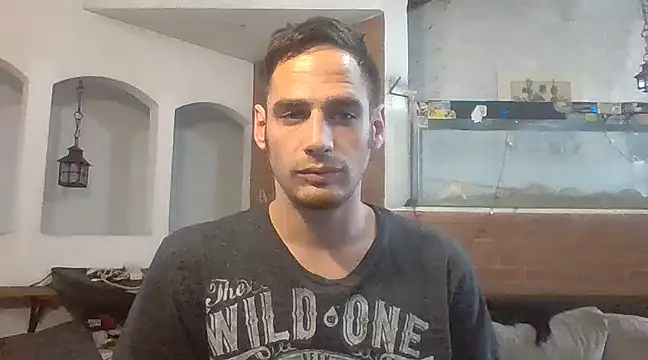 Snapshot of Stevenson988 chatting on December 25, 2024, 9:11 pm Stevenson988 online show from December 25, 2024, 9:11 pm