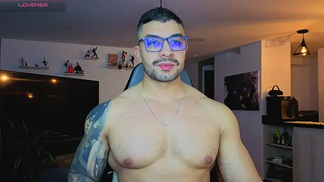 Michael Diamond online show from November 22, 2025, 4:55 am