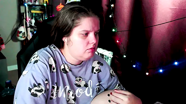 so cute777 online show from December 18, 2025, 9:32 pm