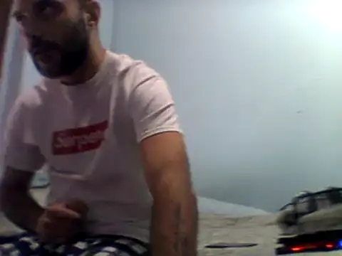 coppiasenzacensura online show from January 8, 2025, 9:32 am