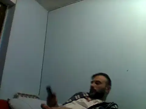 coppiasenzacensura online show from January 8, 2025, 5:48 pm