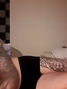 Snapshot of PIercingBoy38 chatting on January 22, 2025, 12:48 am PIercingBoy38 online show from January 22, 2025, 12:48 am