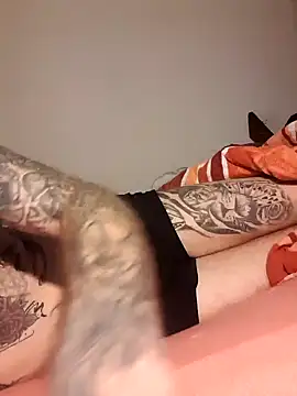 Snapshot of PIercingBoy38 chatting on January 22, 2025, 8:51 am PIercingBoy38 online show from January 22, 2025, 8:51 am