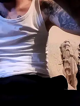 Snapshot of PIercingBoy38 chatting on February 14, 2025, 3:58 pm PIercingBoy38 online show from February 14, 2025, 3:58 pm