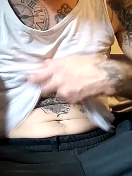 Snapshot of PIercingBoy38 chatting on October 20, 2025, 12:16 pm PIercingBoy38 online show from October 20, 2025, 12:16 pm