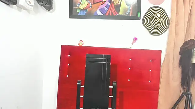 Snapshot of Alissamore3 chatting on July 5, 2026, 4:19 am Alissamore3 online show from July 5, 2026, 4:19 am