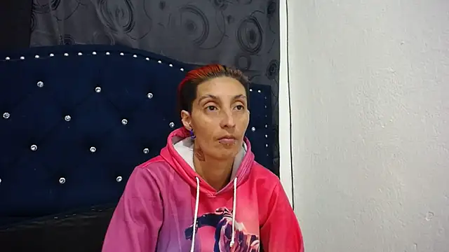 anyu1306 online show from December 4, 2024, 2:09 am