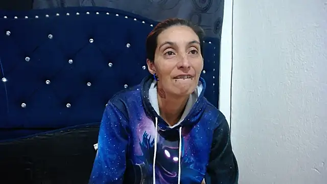 anyu1306 online show from January 16, 2025, 7:17 am