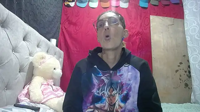 anyu1306 online show from November 15, 2025, 1:36 am