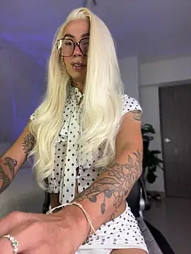 Miss sagitario online show from May 17, 2026, 12:01 pm
