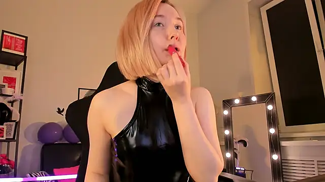 ReiYosimoto online show from December 8, 2024, 2:41 pm