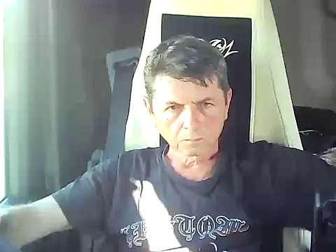 czarek888 online show from September 25, 2025, 4:11 pm