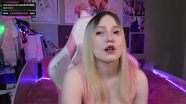 Evie Ro online show from December 8, 2024, 9:08 pm