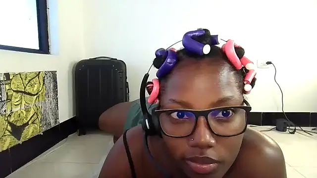 Ashaichious online show from November 13, 2025, 8:08 pm