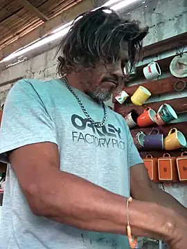 kvr27 online show from November 25, 2025, 11:54 am