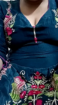 Snapshot of 09punjabi chatting on January 31, 2025, 4:48 pm 09punjabi online show from January 31, 2025, 4:48 pm