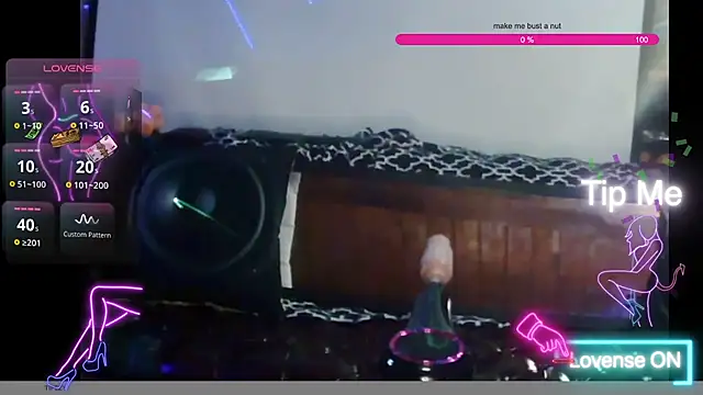 Snapshot of KloudynKinky chatting on February 13, 2026, 2:13 pm KloudynKinky online show from February 13, 2026, 2:13 pm